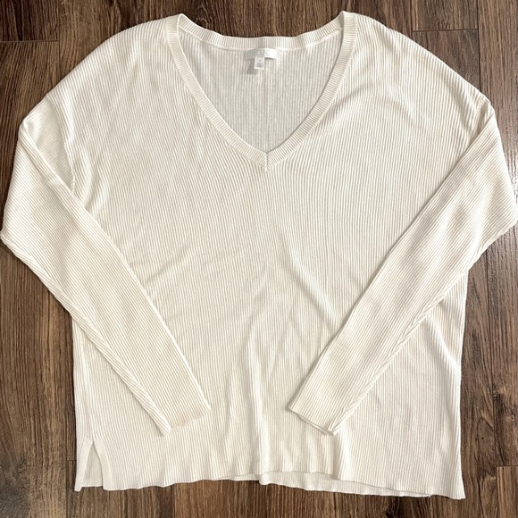 Women's Abound V Neck Sweater Size Medium - Picture 1 of 5
